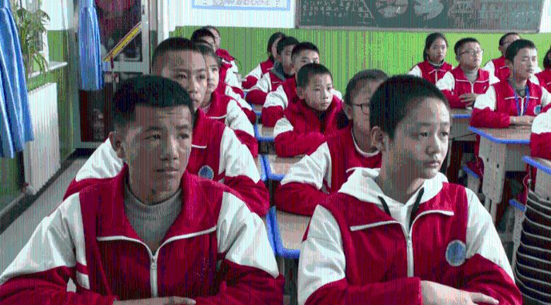 天空为什么是蓝色 的？游戏画面