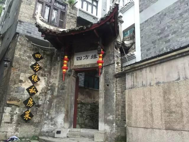 我自己想知道电信营业厅如何用积分兑换话费想请官方回答一下？
