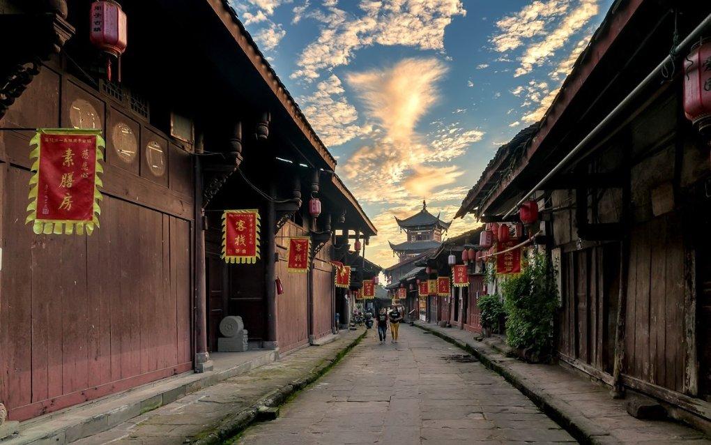 为什么总感觉有人在注视自己呢？游戏画面